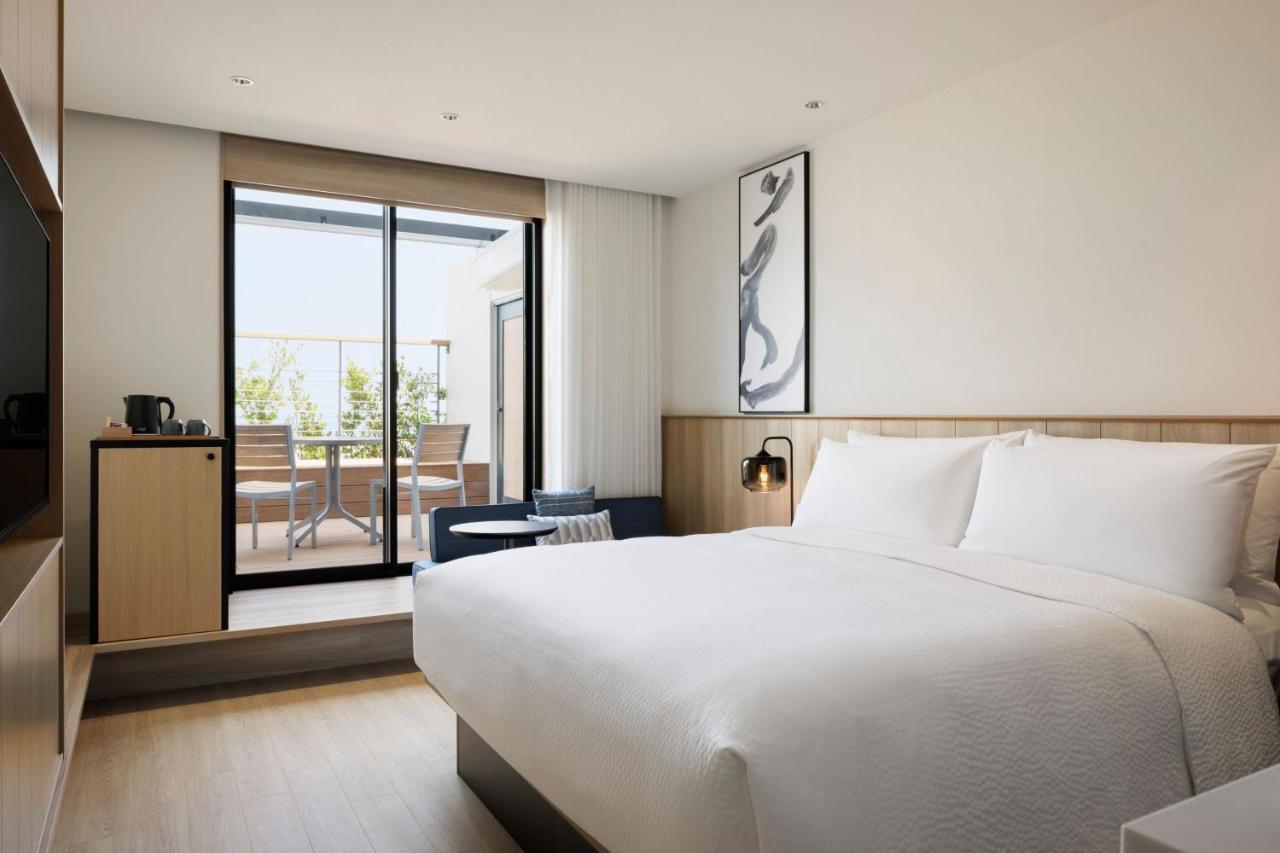 Hotel Fairfield By Marriott Hyogo Awaji Higashiura Exterior foto