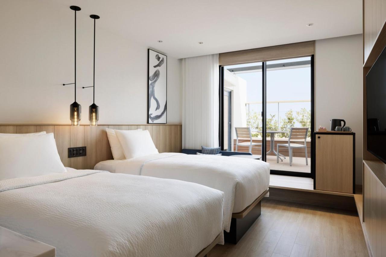 Hotel Fairfield By Marriott Hyogo Awaji Higashiura Exterior foto
